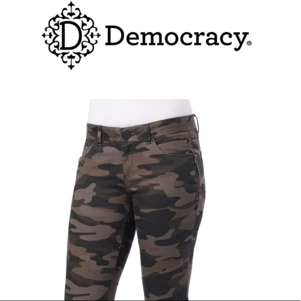 Democracy “Ab” solution, “Olive Fog” jeggings